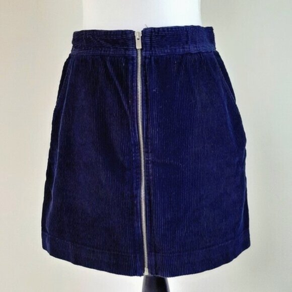 GAP Navy Blue Corduroy Mini Skirt Front Zipper Size 8 - Picture 2 of 4